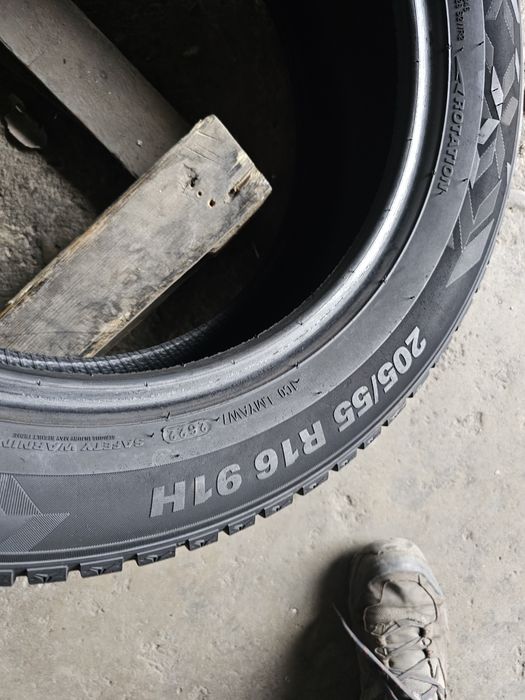 2 anvelope iarna 205 55 16 Kumho 2022