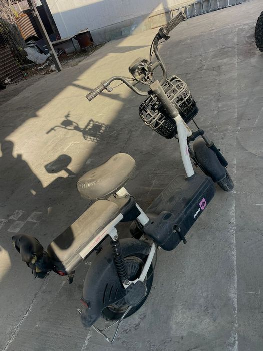 Электро скутер продам