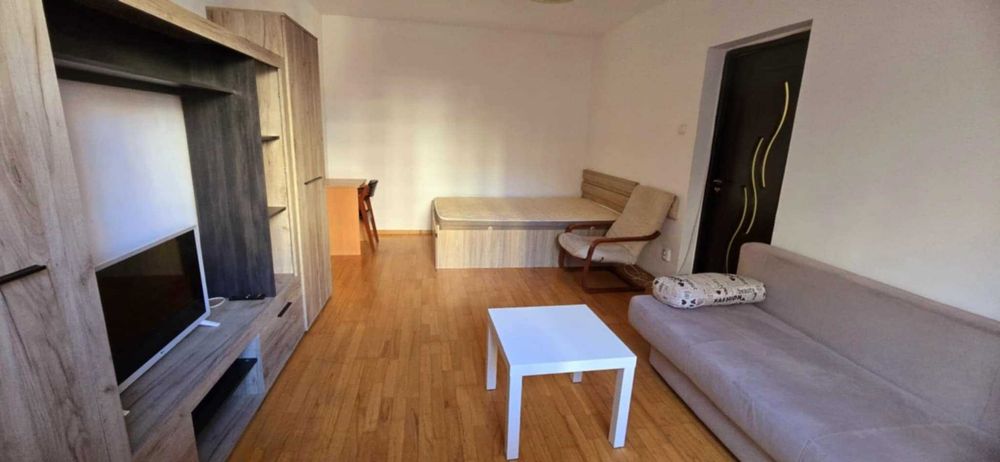Inchiriez Apartament cu 2 camere-Fainari
