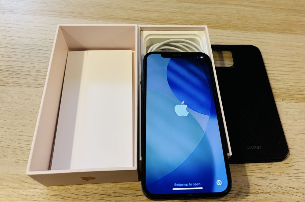 Iphone 12 ,black ,64 gb