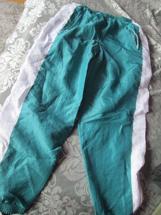 pantaloni sport turcoaz  M