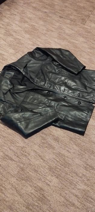 Geaca piele mărime M și Trotineta electrica D38 nineboot 1499 ron