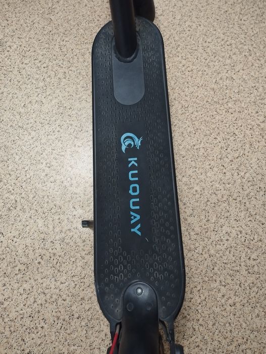 Продам электросамокат KUQUAY