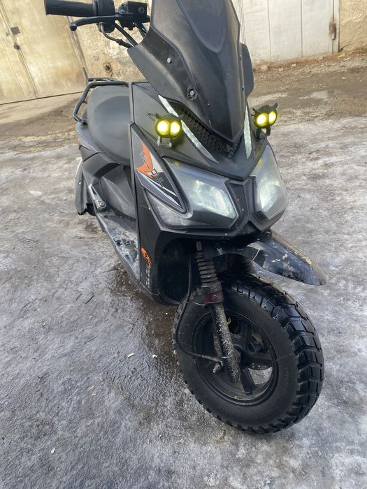 Самурай скутер.