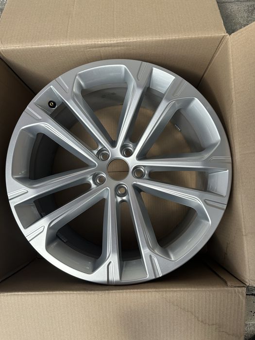 Audi Q7 24г Джанта 20’’ !НОВА! 1 БРОЙ