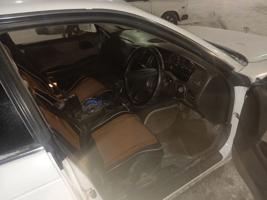 Продается Тойота Марк 2. Торг есть.