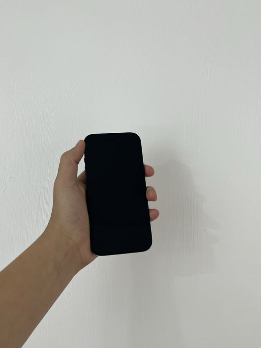 айфон 15 128гб сост идеал