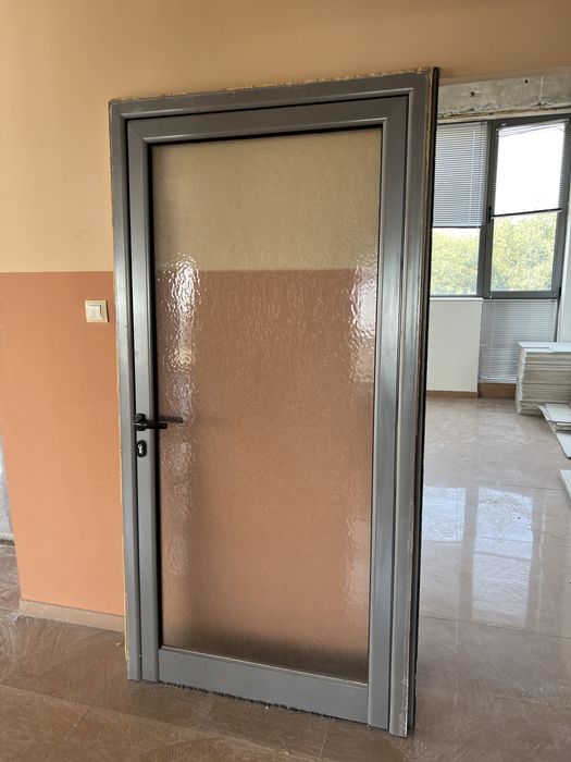 Алуминиева интерирона Врата стъклена