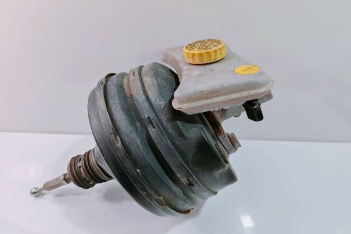 Tulumba servofrana cu pompa centrala 8E0612105P Audi A4 B7 seria