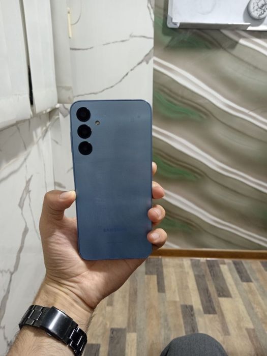 Samsung A 25 sotiladi. 1 mln 550. Umuman ayni yo'q.