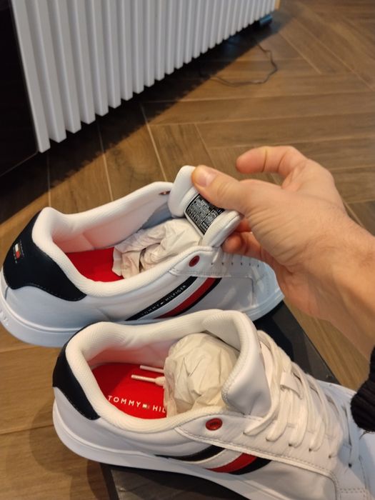 Pantofi piele sport adidasi tommy hilfiger marime 43 originali  tenisi