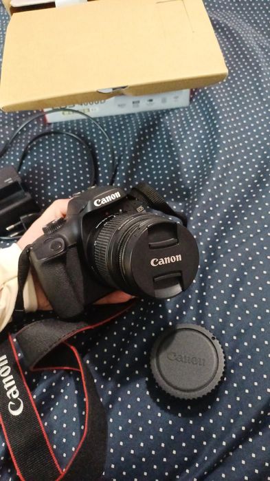 Canon eos 4000D 18-55