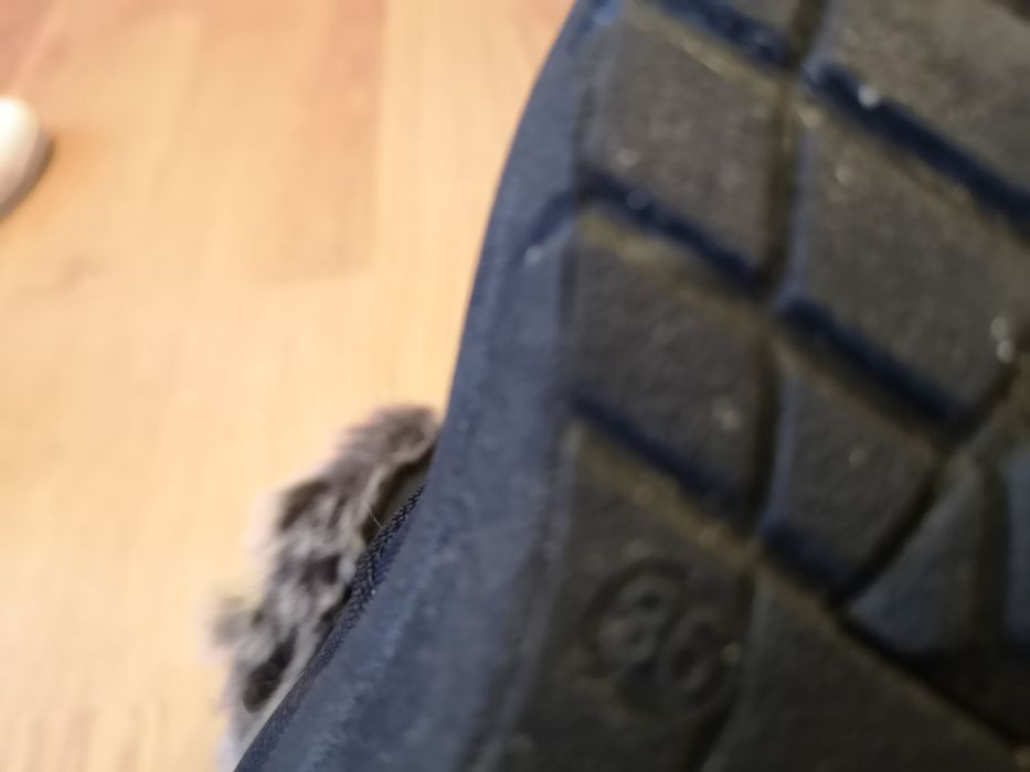 Cizme  îmblănite de damă, mărimea 36