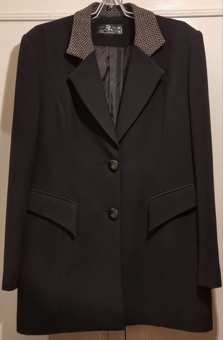 Женские вещи в идеальном состоянии, чистые.