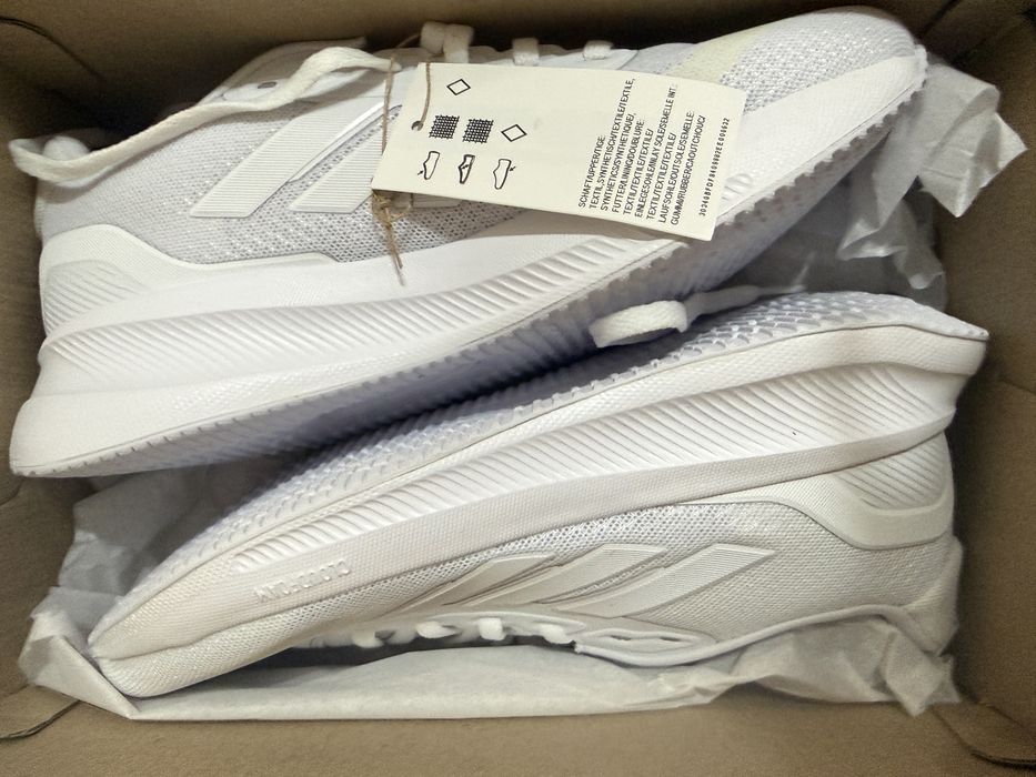 Крассовки nike женские