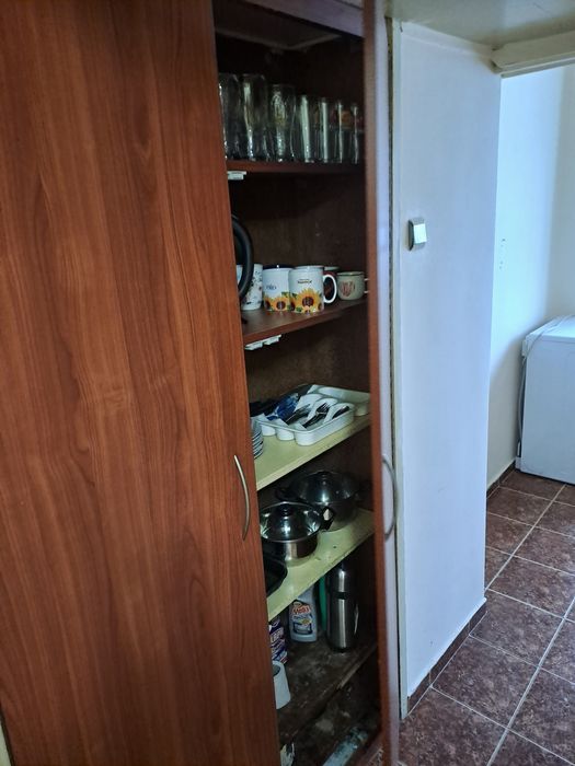 Под наем дългосрочно