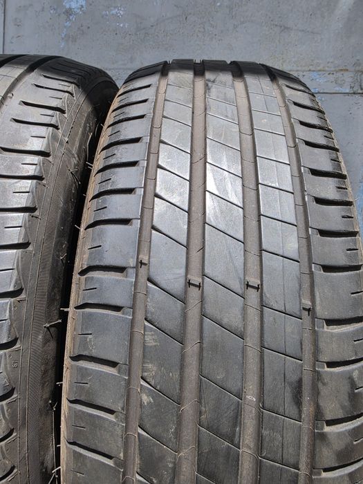 2 бр. летни гуми 205/60/16 BF Goodrich DOT 0322 5 mm