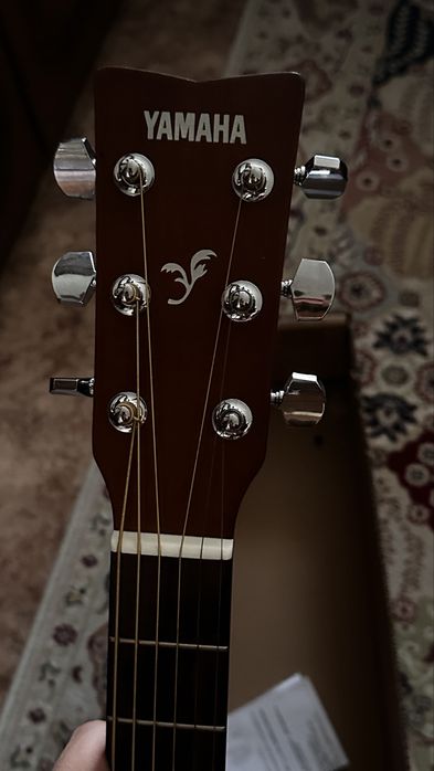 Гитара    Yamaha