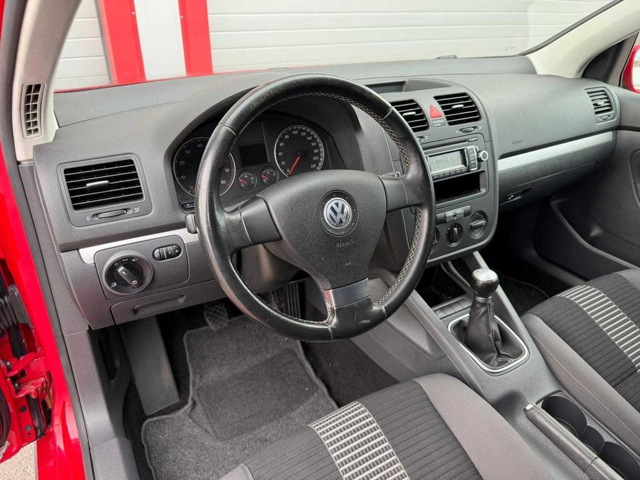 VW Golf 1.4I 2008г.