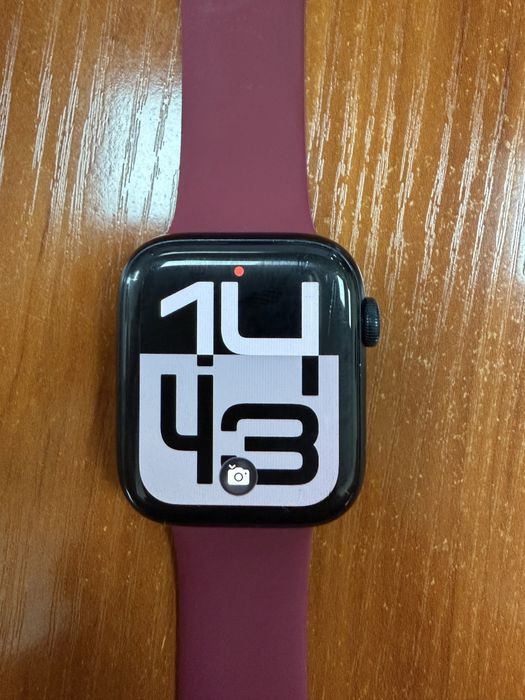Apple watch se gen2 gps акб 94%
