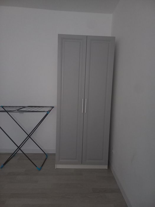 Новый Шкаф сатылады отличное состояние