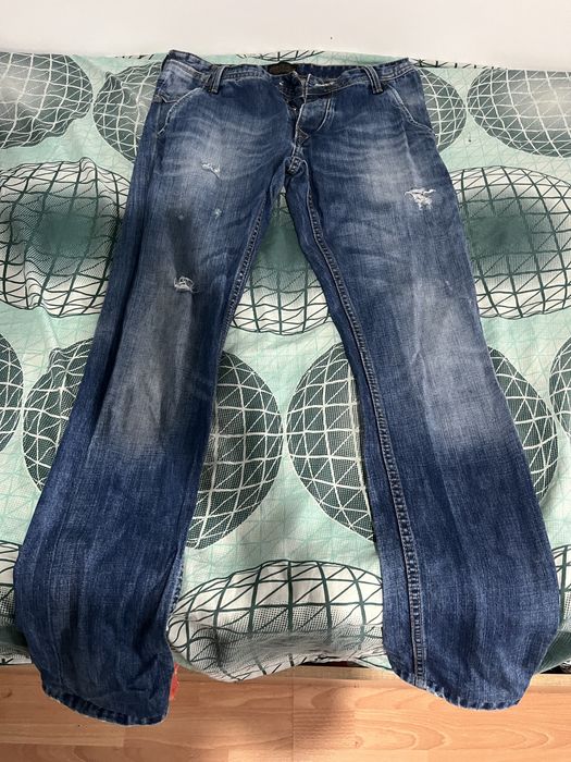 Продавам оригинални маркови дънки