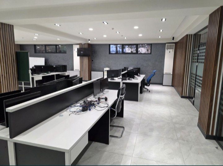 Офисное Здание возле Американского посольства 830 м²