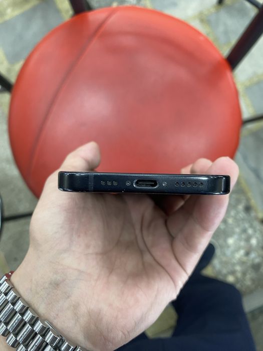 Iphone 15 128гб акб 78%