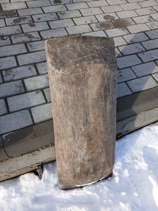 Covată mică din lemn masiv – 78 cm, rustică
Covată mică din lemn masiv
