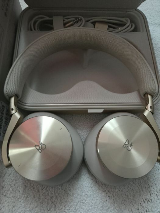 Beoplay H95 Gold Tone