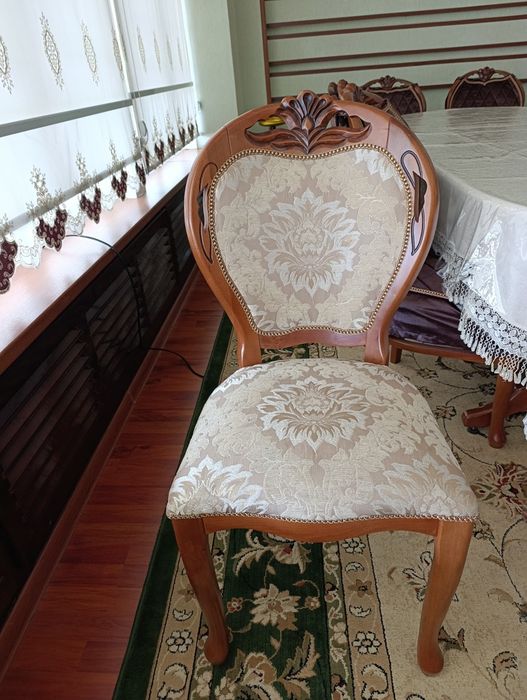 Продам стол стул