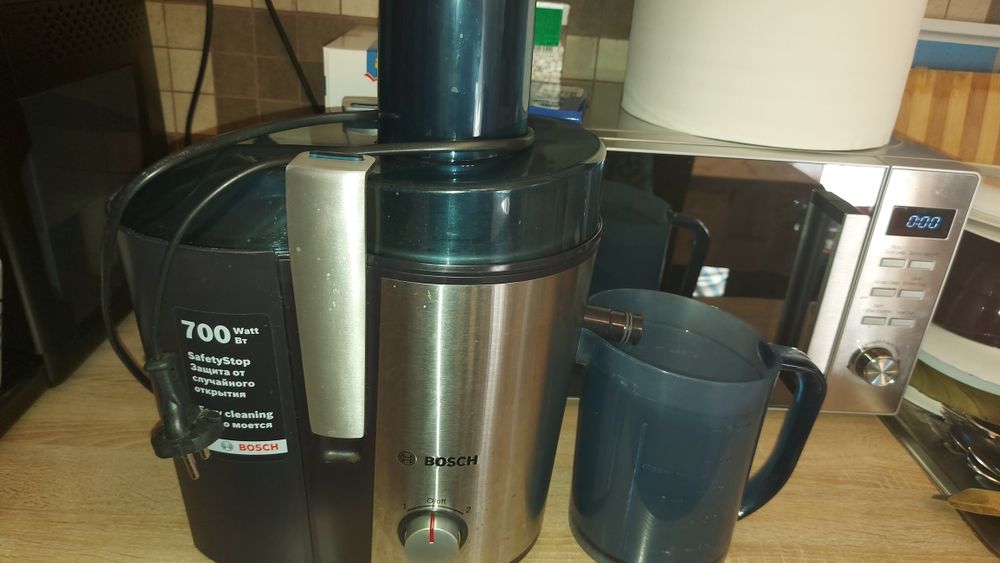 Vand Storcator Fructe/Legume BOSCH