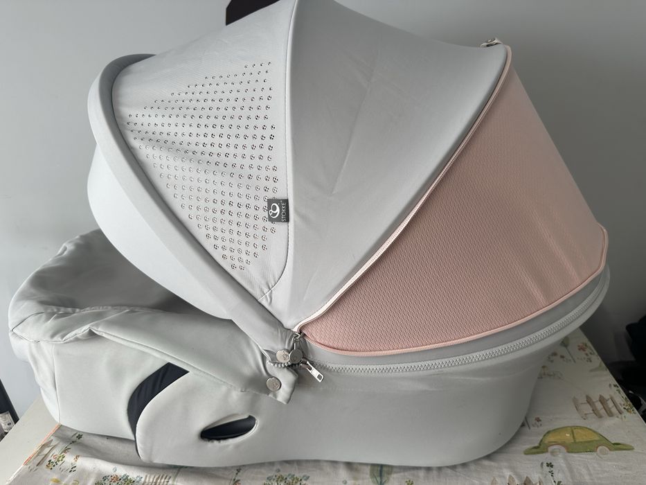 Бебшки кош за новородено Stokke