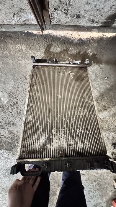 Основной радиатор охлаждения двигателя w211