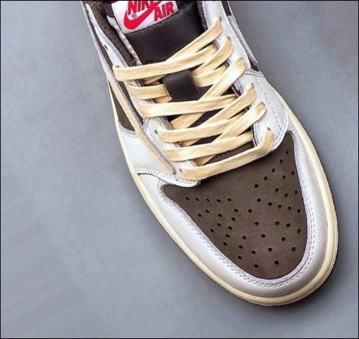 Air Jordan 1 Low Travis Scott Reverse Mocha

44