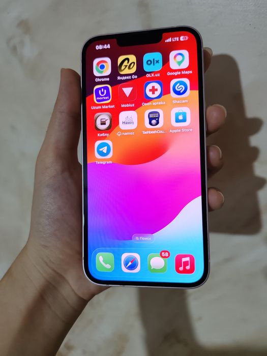 Iphone 13 pink idealni