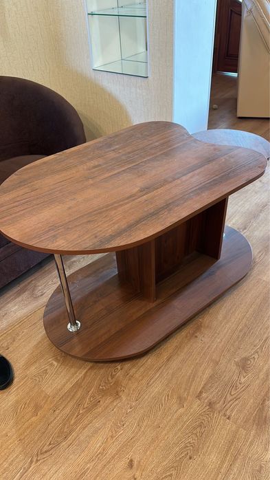 Журнальный столик