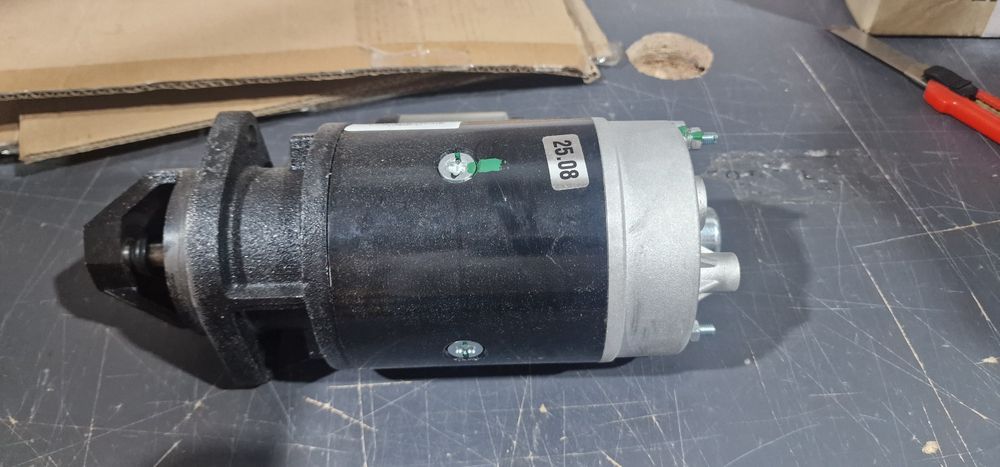 Electromotor tractor fiat 411.415 fiat 312 315 pe 24 v pret 1250 lei se poate trimite prin curier rapid în toată tara