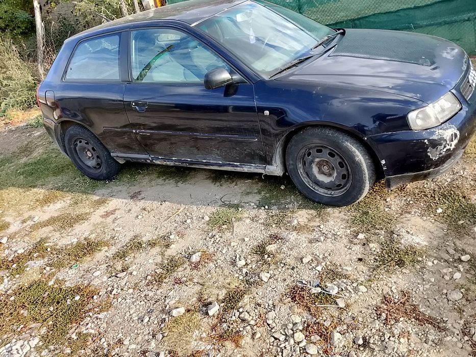 Продава се Volkswagen Audi A3 1.6 бензин на части