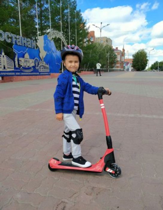 Продам Электросамокат