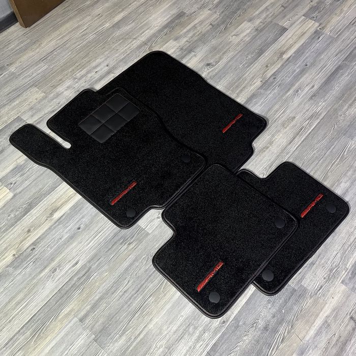 Оригинальные коврики на Mercedes