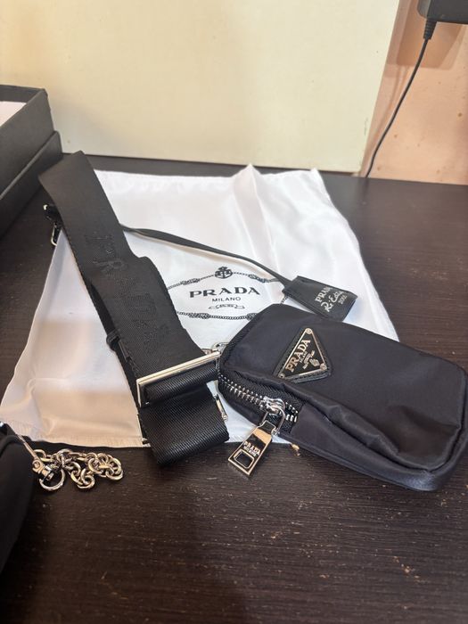 Prada дамска чанта с верижка Нова