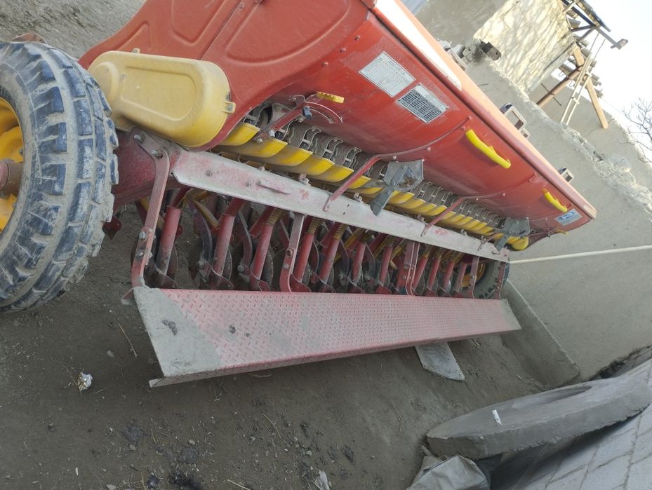 Мх140 ишга тайер плуг чизели билан бугдоя екадикан силка ичида