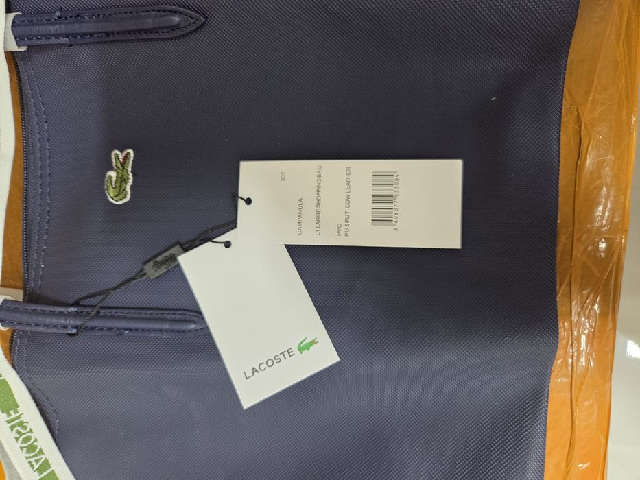 сумочка lacoste .