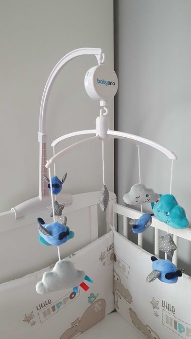 Carusel muzical bebe