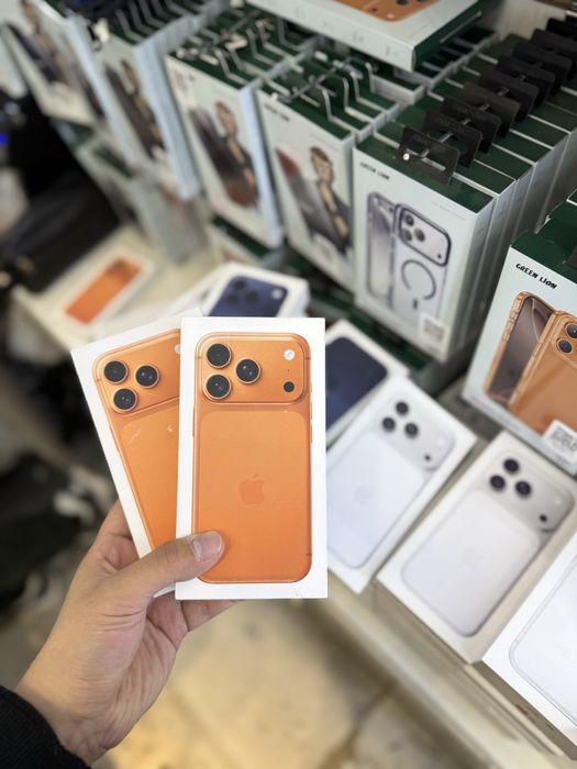 17 Pro 256 Orange LLA