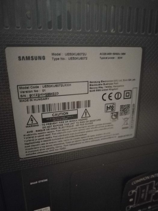 Телевизор Самсунг UE50KU6072U