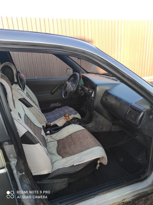 Продам Фольксваген Пассат В3 универсал