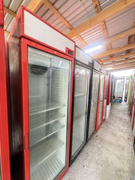 Витринные холодильники