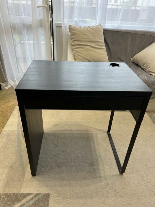 Бюро IKEA Micke 73х50см черно-кафяво